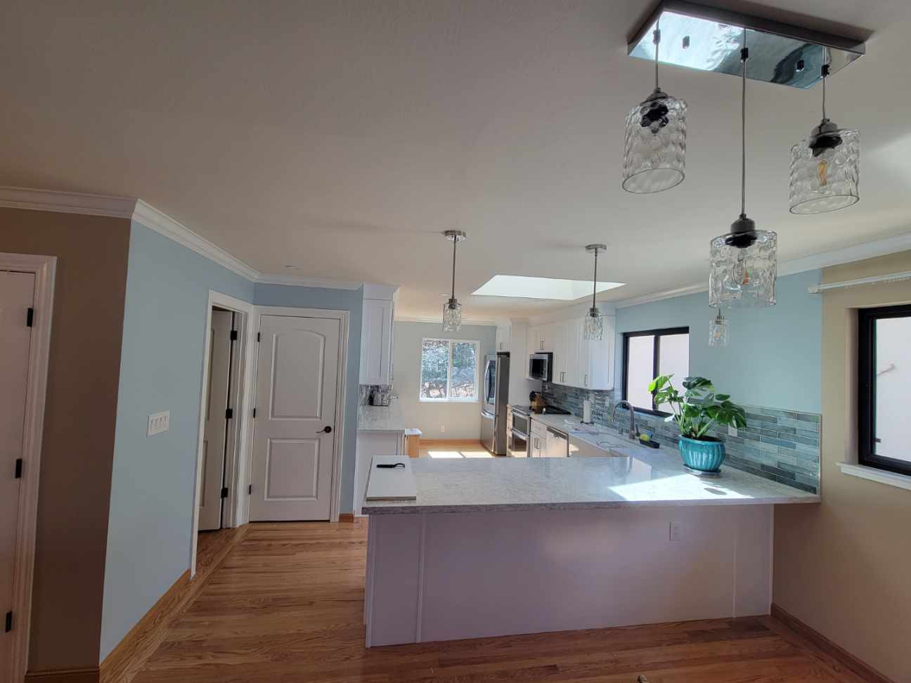 Read more about the article South San Francisco Kitchen Remodel